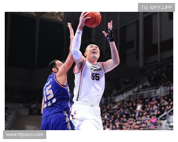 乔丹克拉克森：从替补到明星球员的华丽转身与篮球传奇之路